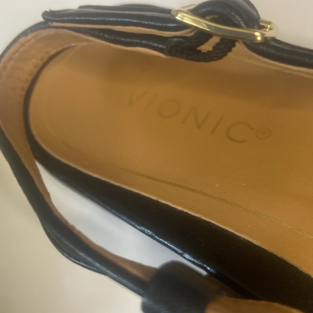 Vionic Black Slingback Sandals for Women - Picture 4 of 10